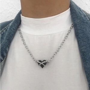 GUARDED HEART NECKLACE